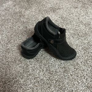 JBU Women’s Blakely Memory Foam Clogs